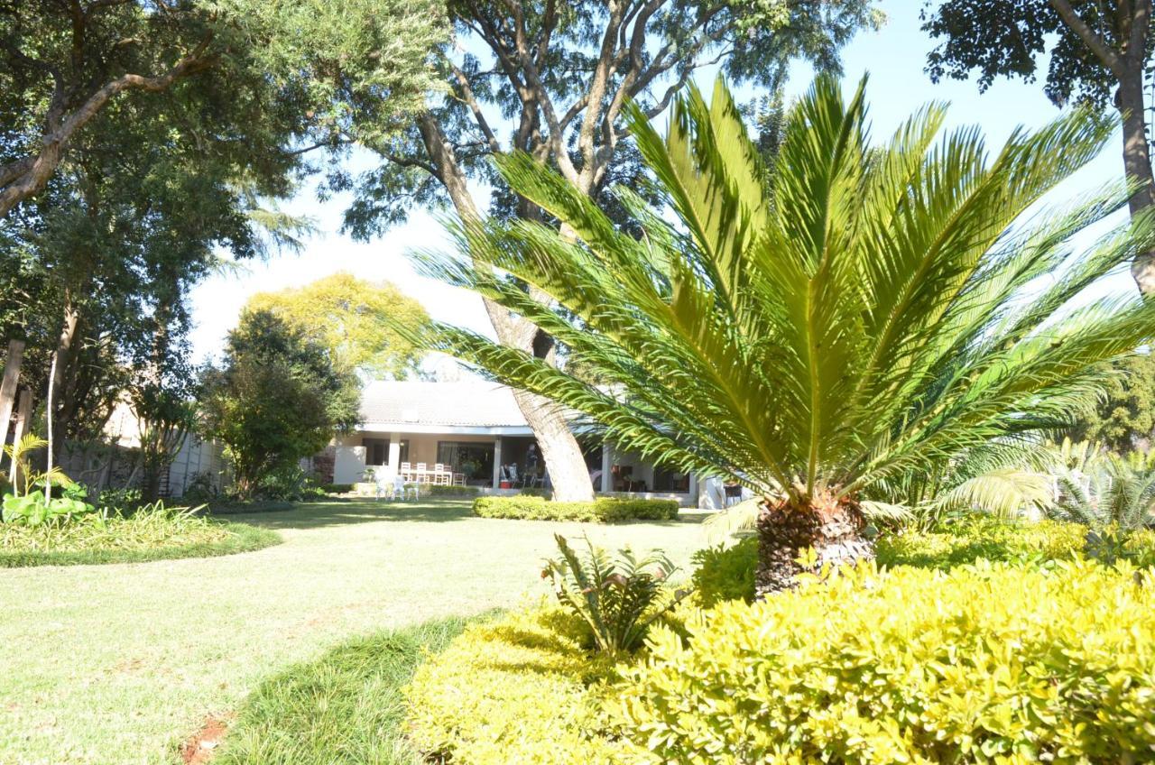 64 On Malabor Bed & Breakfast Pretoria Exterior photo