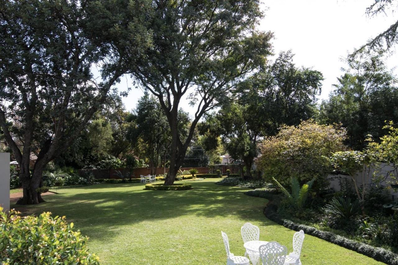 64 On Malabor Bed & Breakfast Pretoria Exterior photo